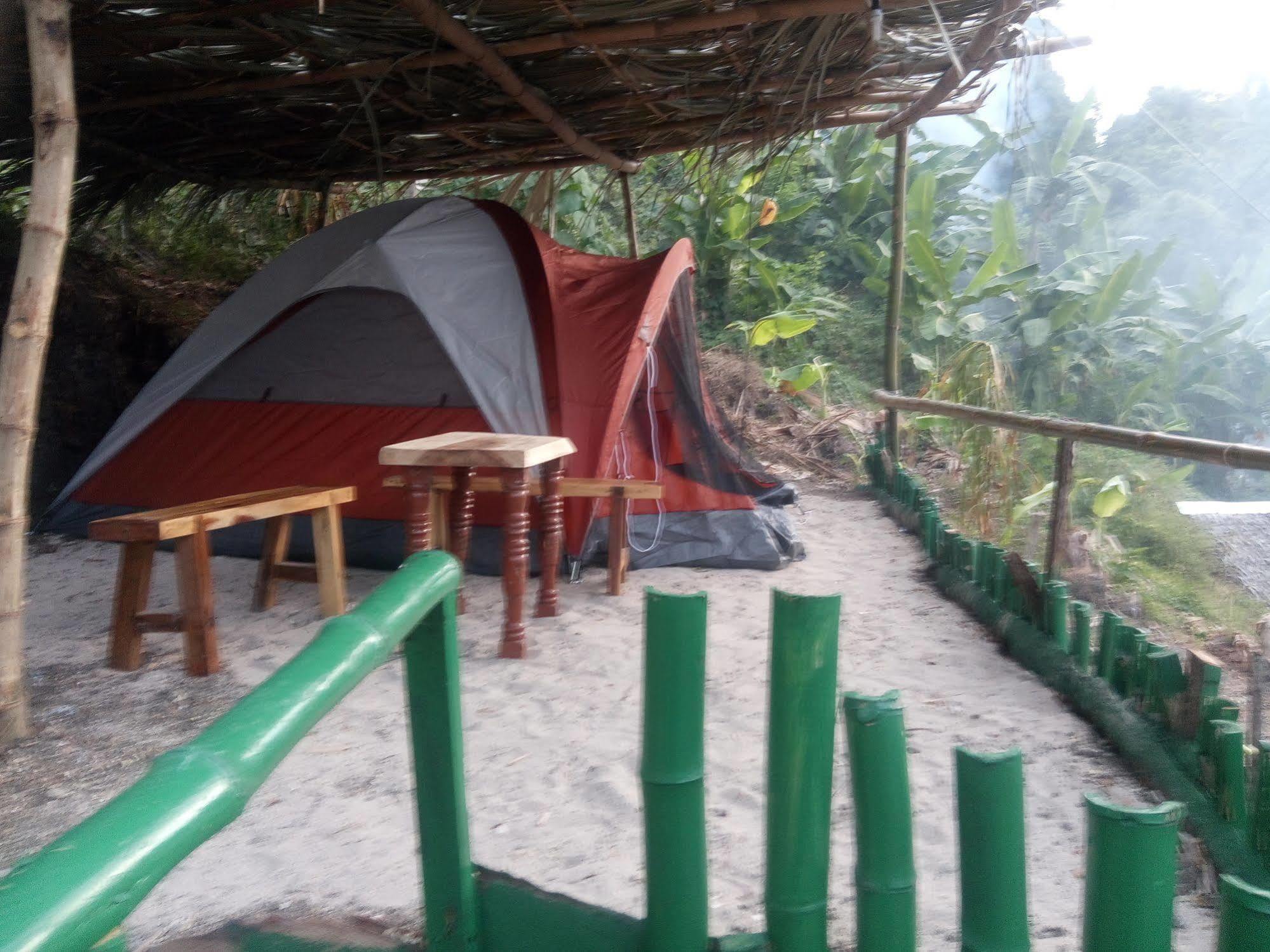 Dahilig Resort Puerto Galera Eksteriør billede